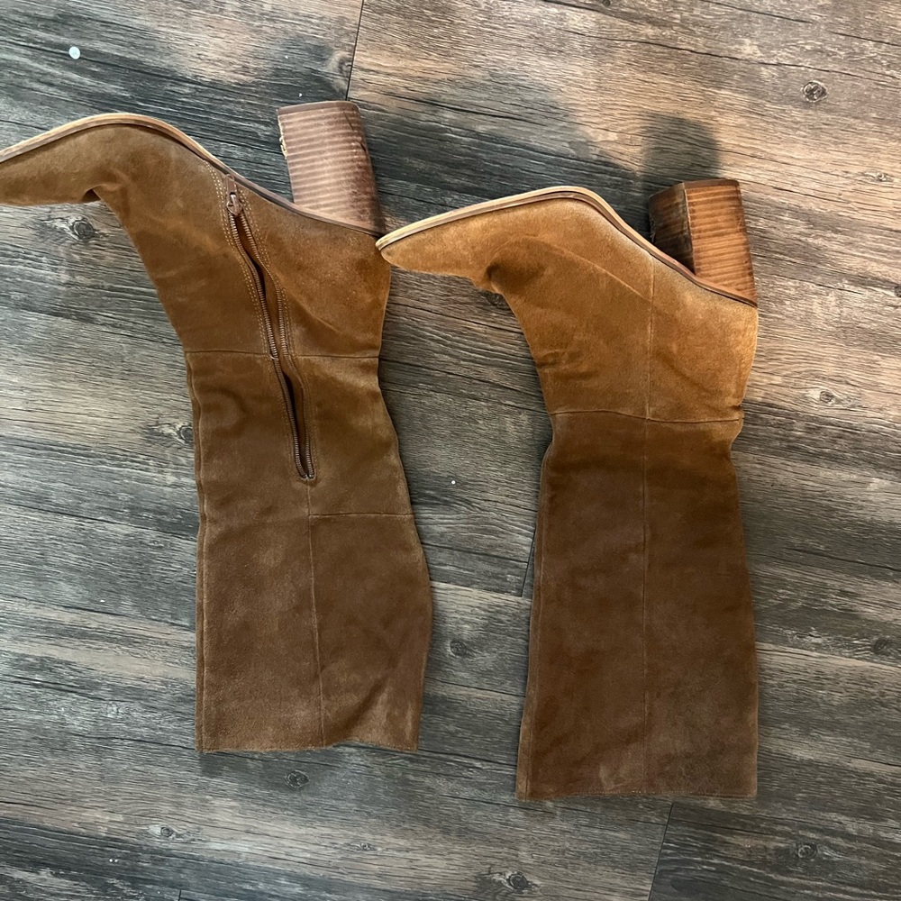 Steve Madden Brown Suede boots! Women’s size 12
